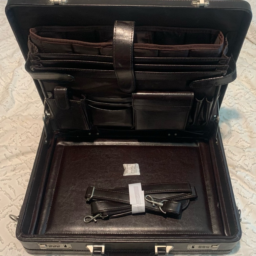 U.S. Luggage New York leather briefcase